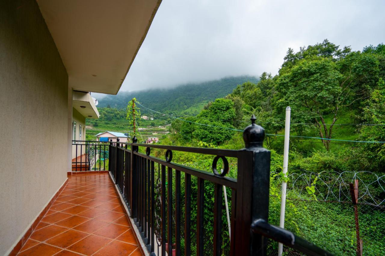 Cottages @ Village Bhīm Tāl Kültér fotó